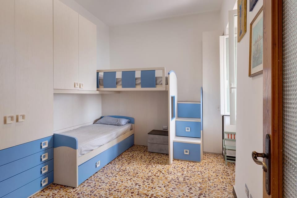 Property building, Living room, Bedroom