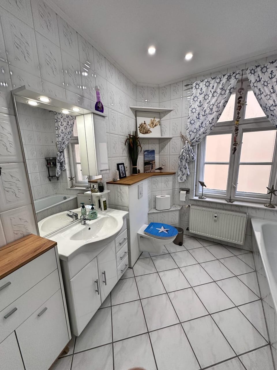 Bathroom, Bath