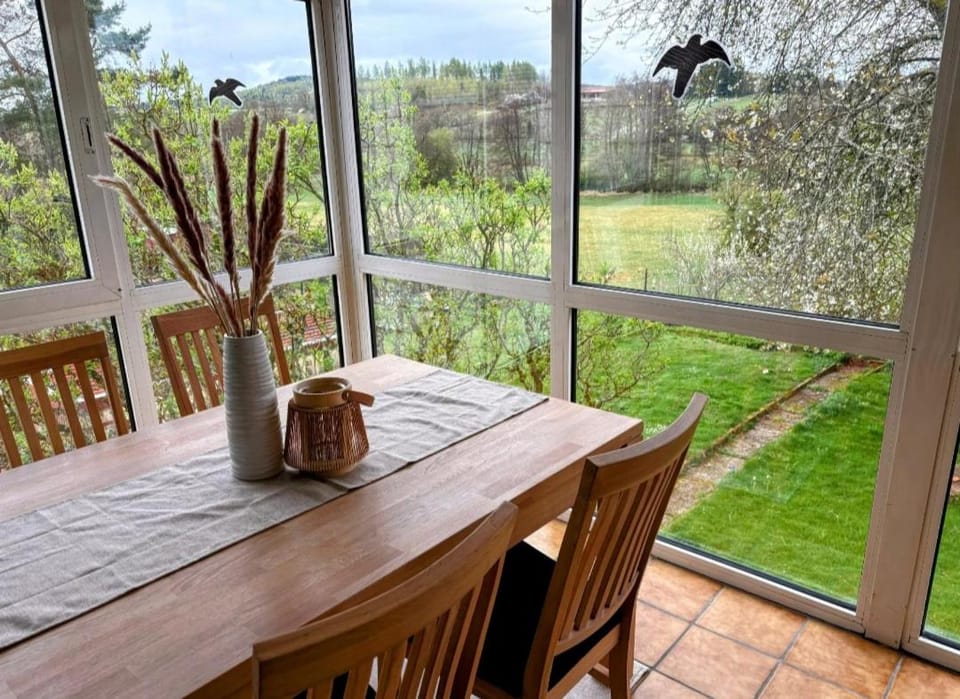 Natural landscape, Garden, View (from property/room), Balcony/Terrace, Dining area, Garden view