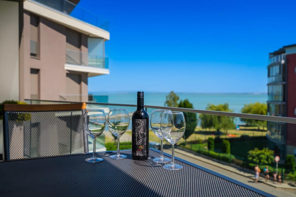 View (from property/room), Balcony/Terrace
