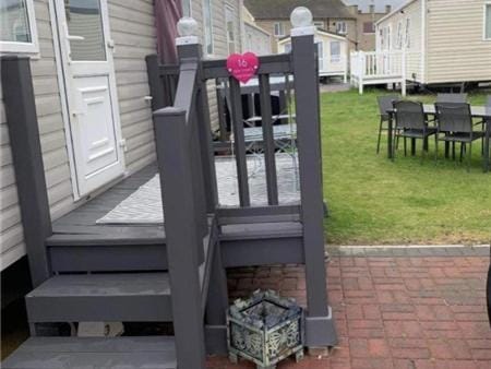 Isla Rose Golden Gate Towyn House in Towyn