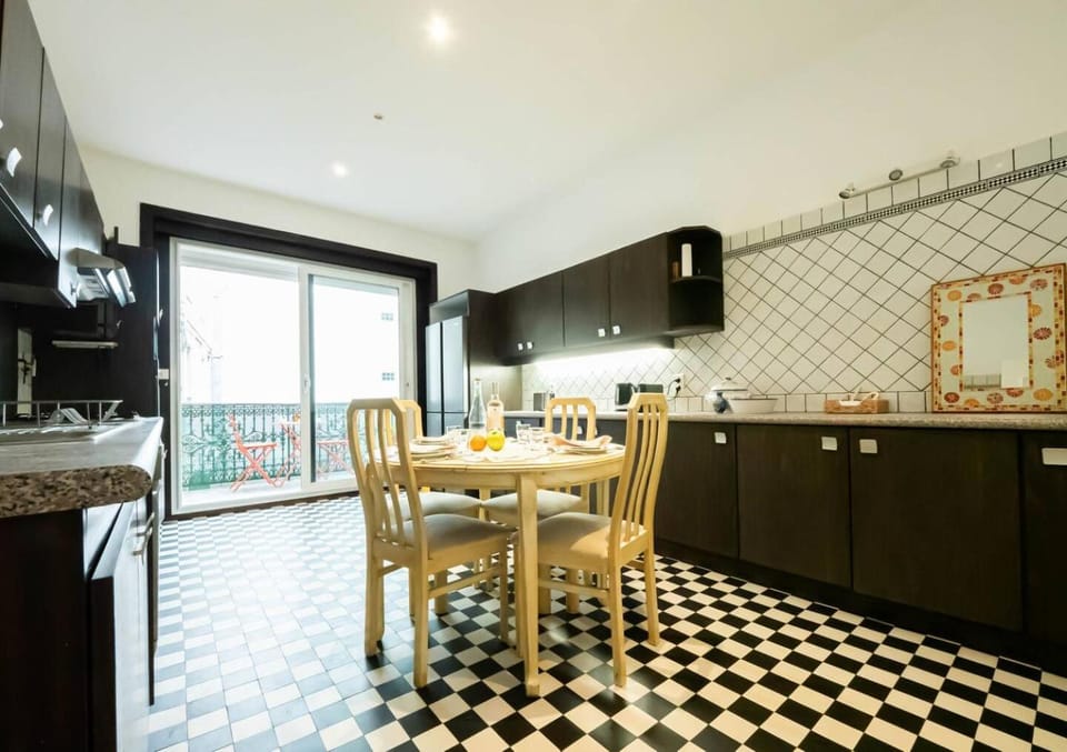 Appartement cœur de ville 4 chambres - 10 pers Apartment in Béziers