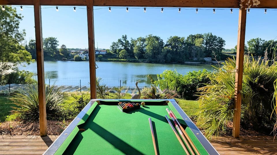 Billiard