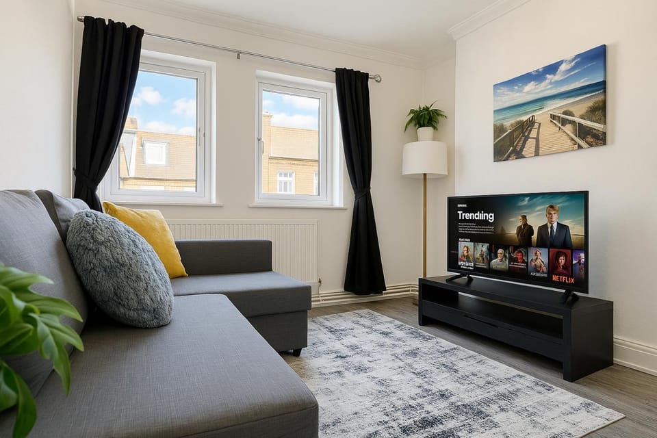 Communal lounge/ TV room, TV and multimedia