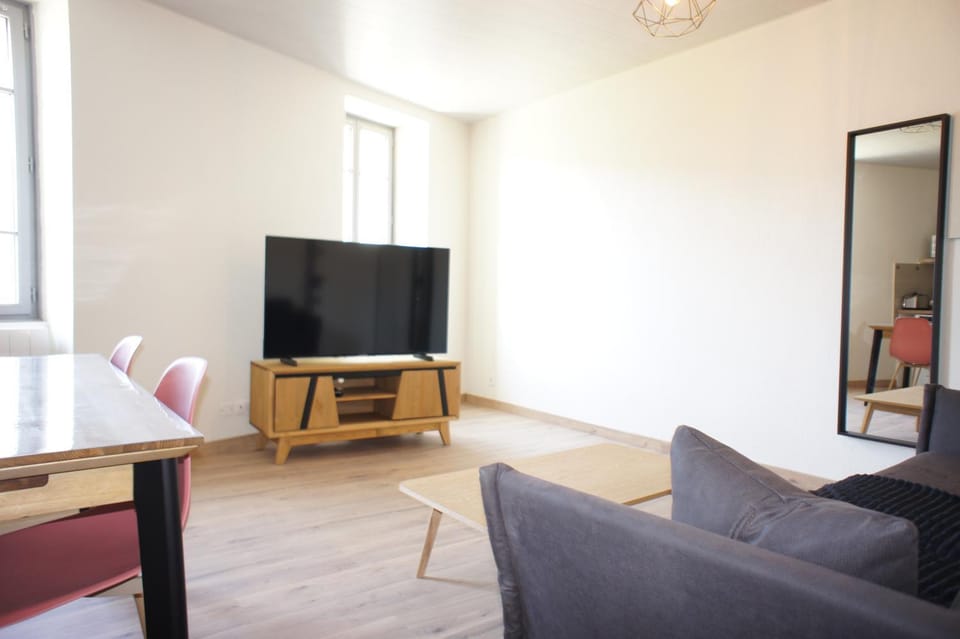 TV and multimedia, Living room, internet