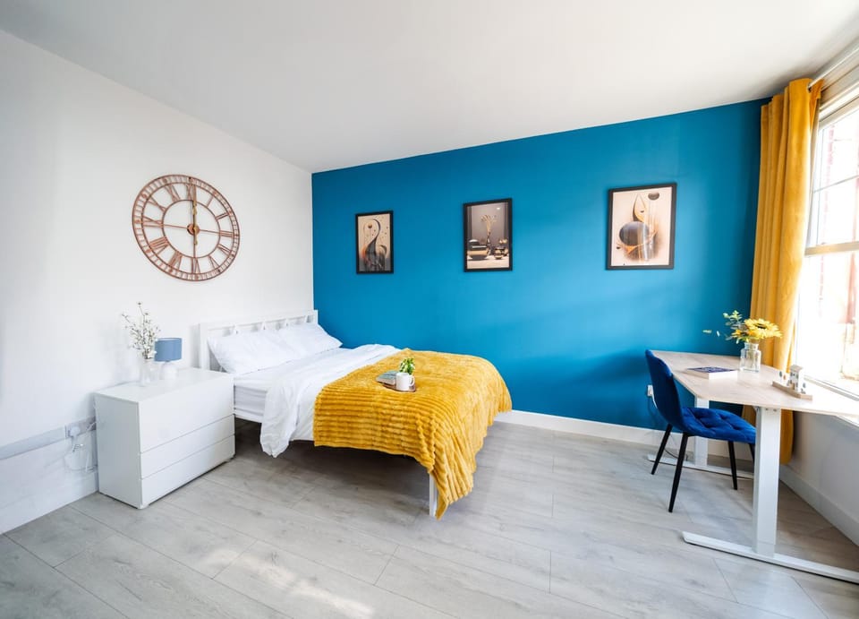 Open Mind Property - Hot Tub, 8 Guests & Free Parking Apartment in Portsmouth