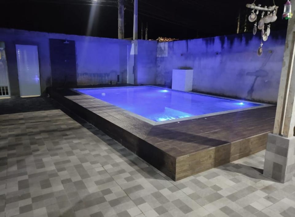 Piscina litoral norte sp House in Caraguatatuba