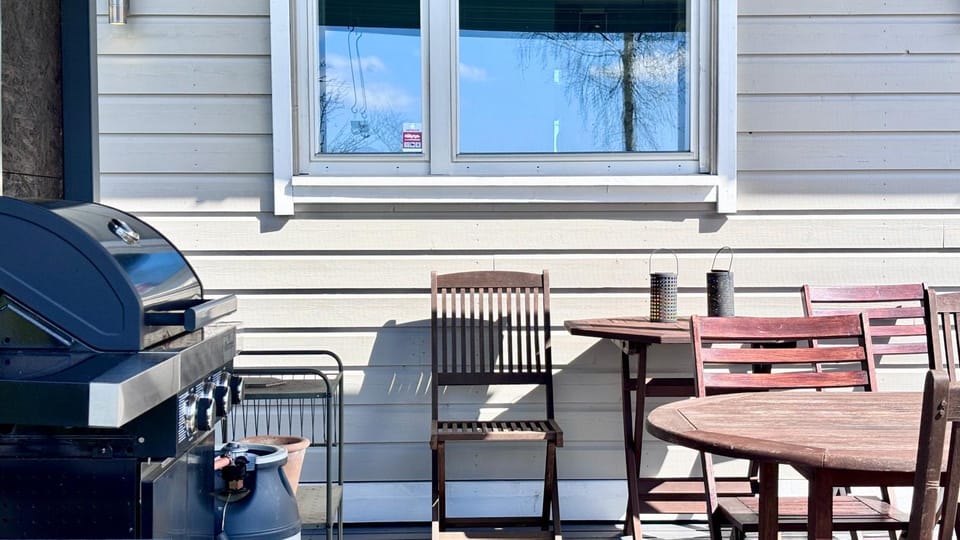 Day, BBQ facilities