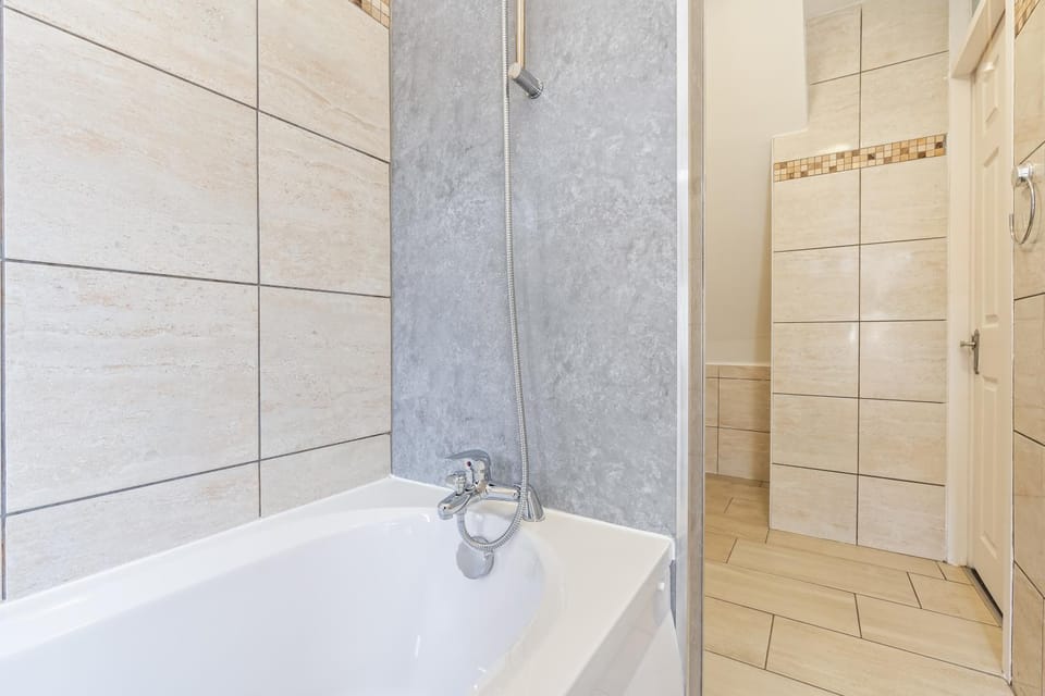 Shower, Bathroom, Bath