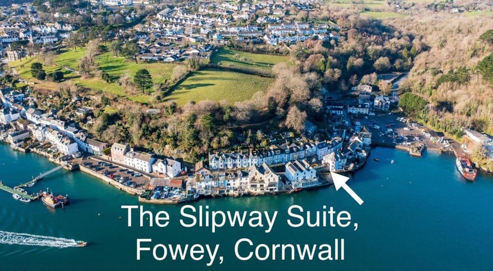 The Slipway Suite Fowey Harbour & Parking 1 Min Apartment in Fowey