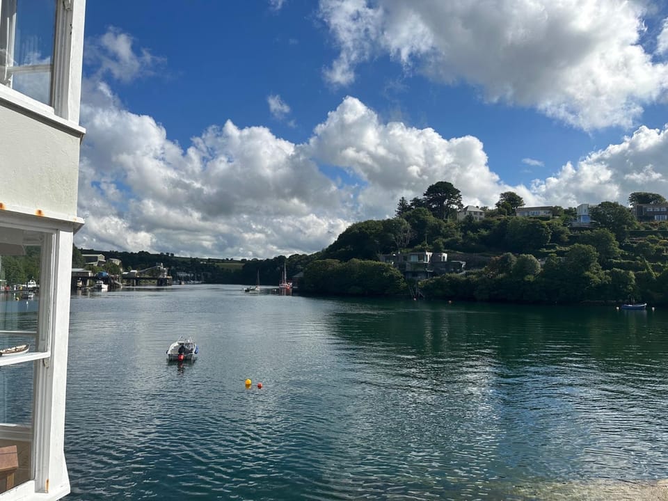 The Slipway Suite Fowey Harbour & Parking 1 Min Apartment in Fowey