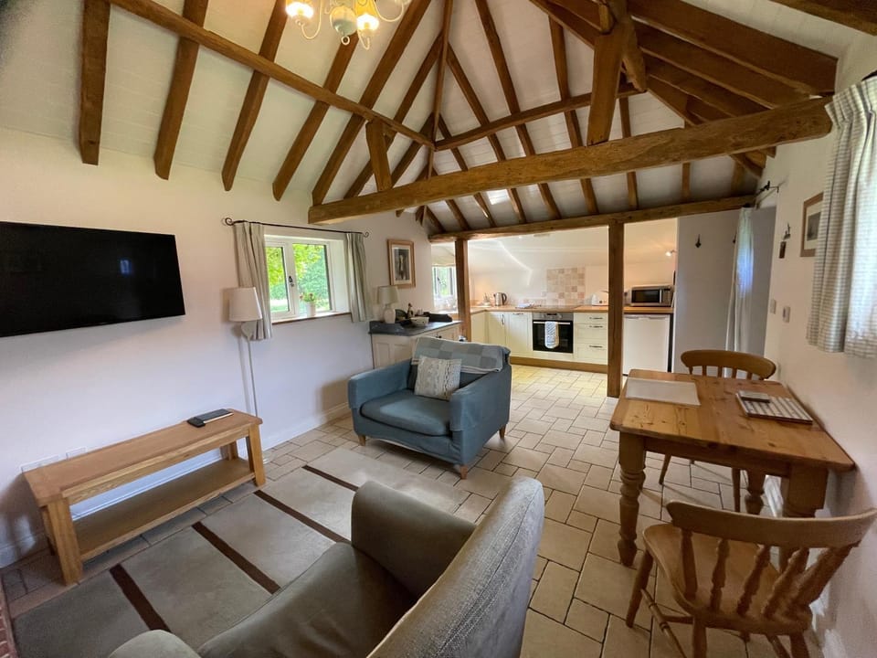 Acorns House in Test Valley District