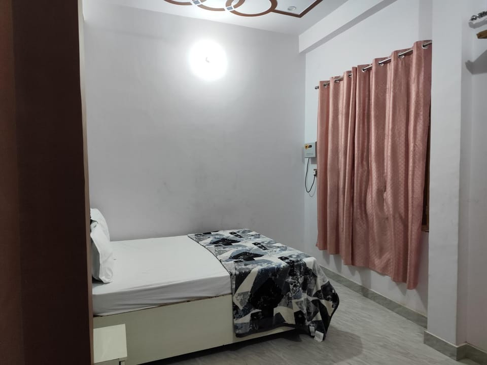 Maurya Palace Bed and Breakfast in Uttar Pradesh