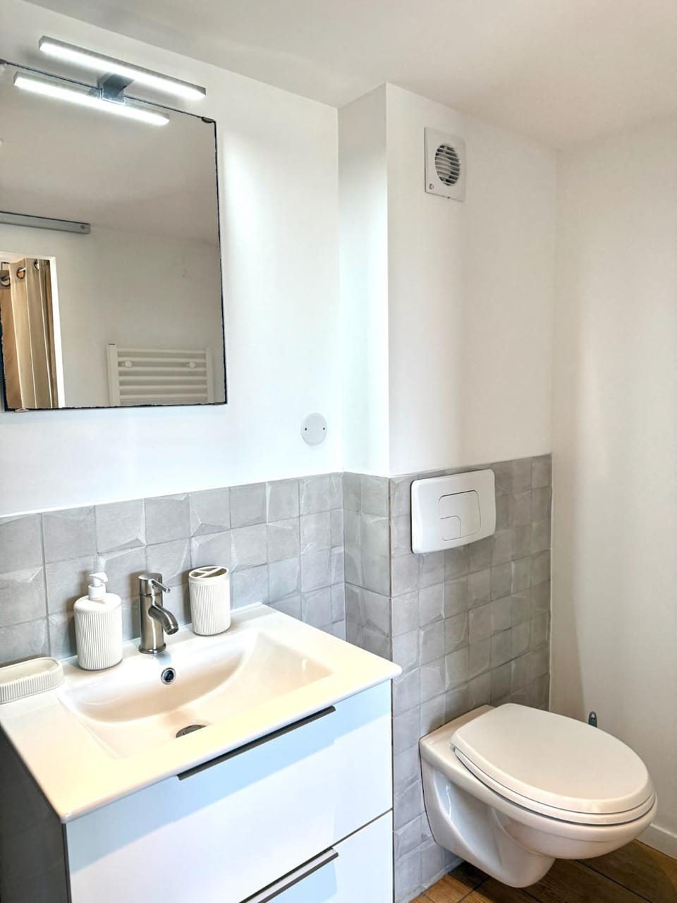 Toilet, Bathroom