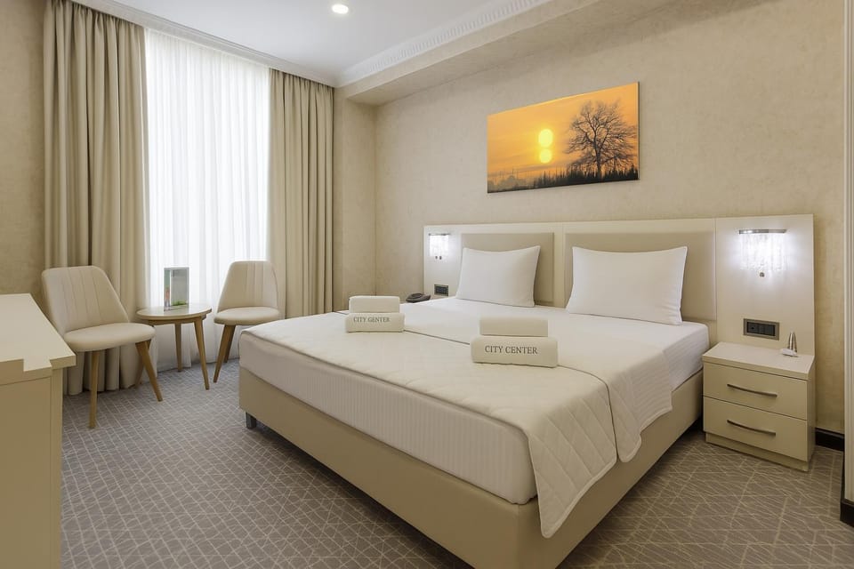 Bed, Living room, Photo of the whole room, Seating area, Bedroom, towels