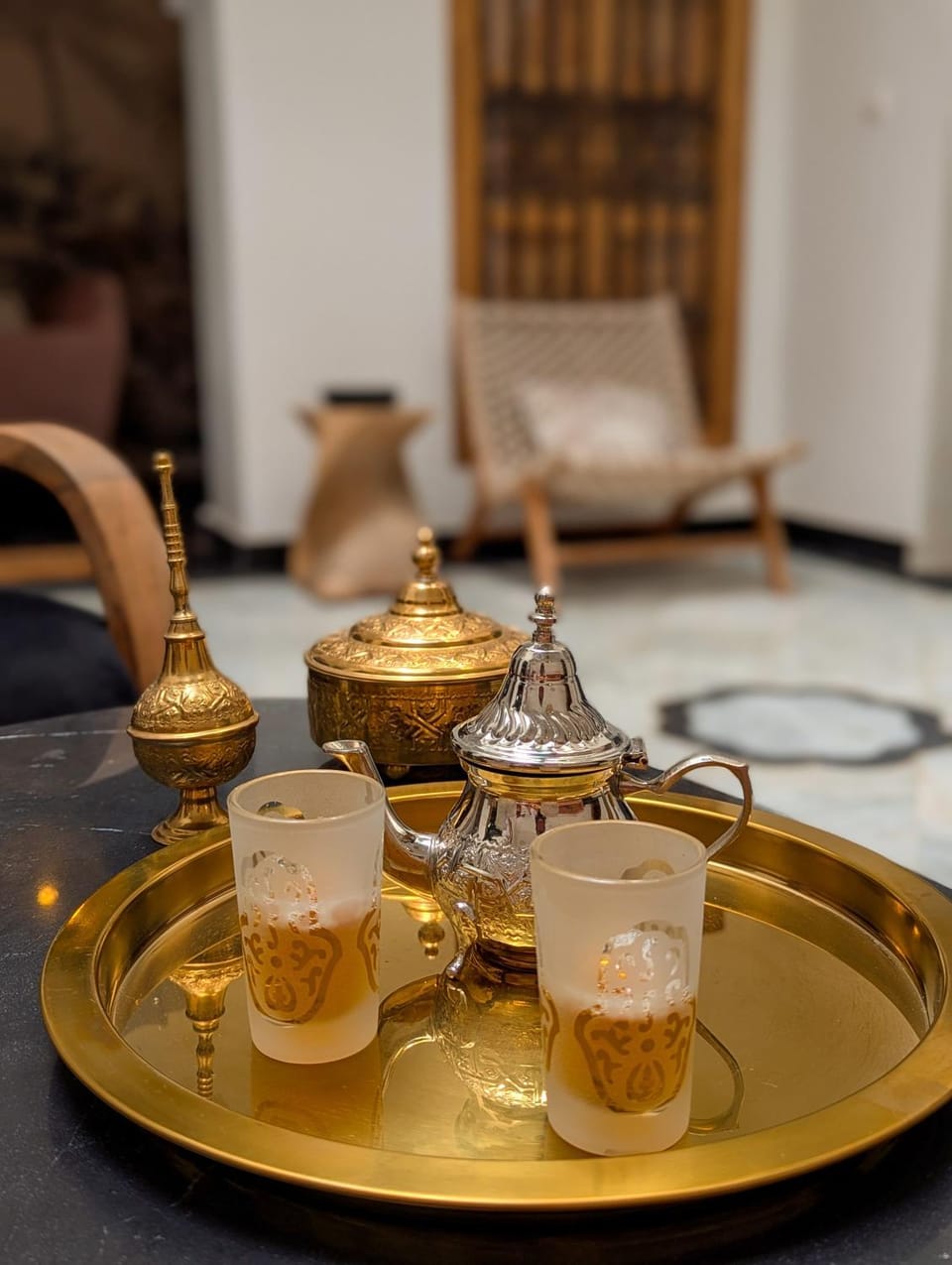 Coffee/tea facilities, Food and drinks, Seating area, Drinks