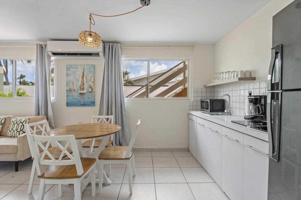 WLR4 - 2BR near Palm Beach - White Lotus Retreat Apartment in Noord