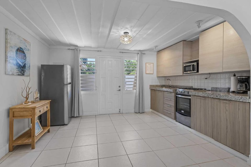 WLR1 - 1BR near Palm Beach - White Lotus Retreat Apartment in Noord