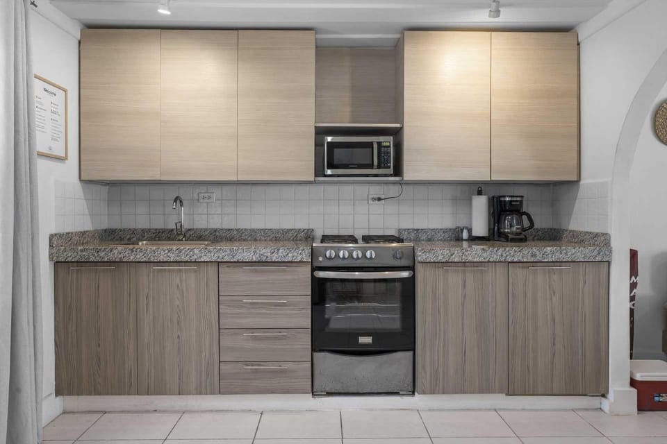 WLR1 - 1BR near Palm Beach - White Lotus Retreat Apartment in Noord