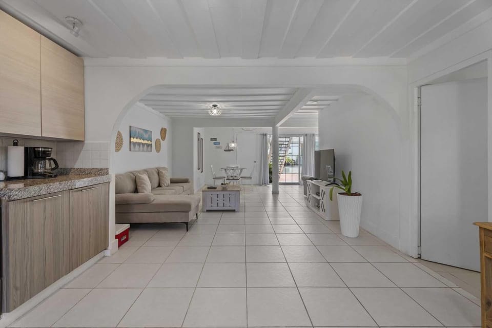 WLR1 - 1BR near Palm Beach - White Lotus Retreat Apartment in Noord