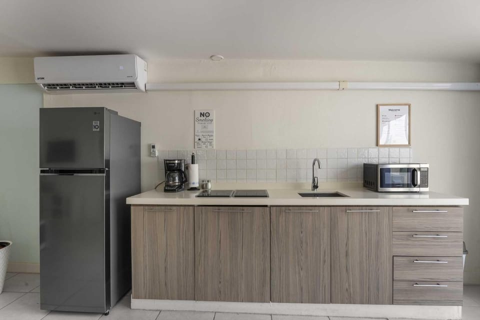 WLR3 - 1BR near Palm Beach - White Lotus Retreat Apartment in Noord