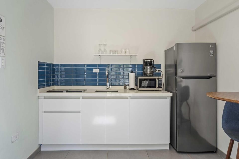 WLR6 - 1BR near Palm Beach - White Lotus Retreat Apartment in Noord