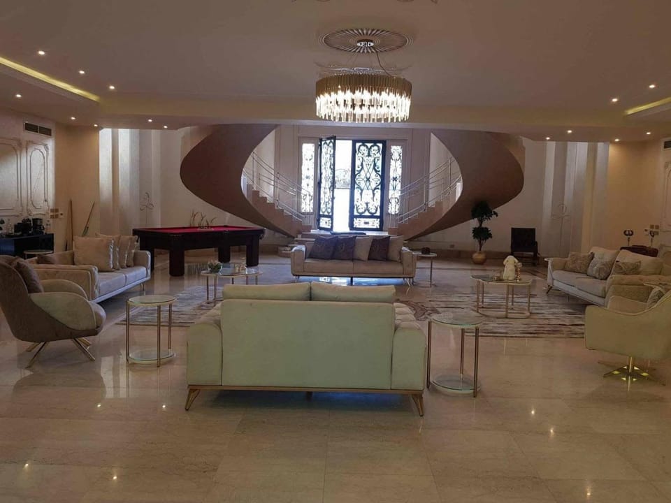 فيلا مفروشه بالكامل Villa in New Cairo City