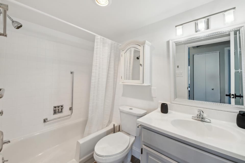 Legacy at Imperial Village 601 I 2 Bed 2 Bath Apartment in Richmond
