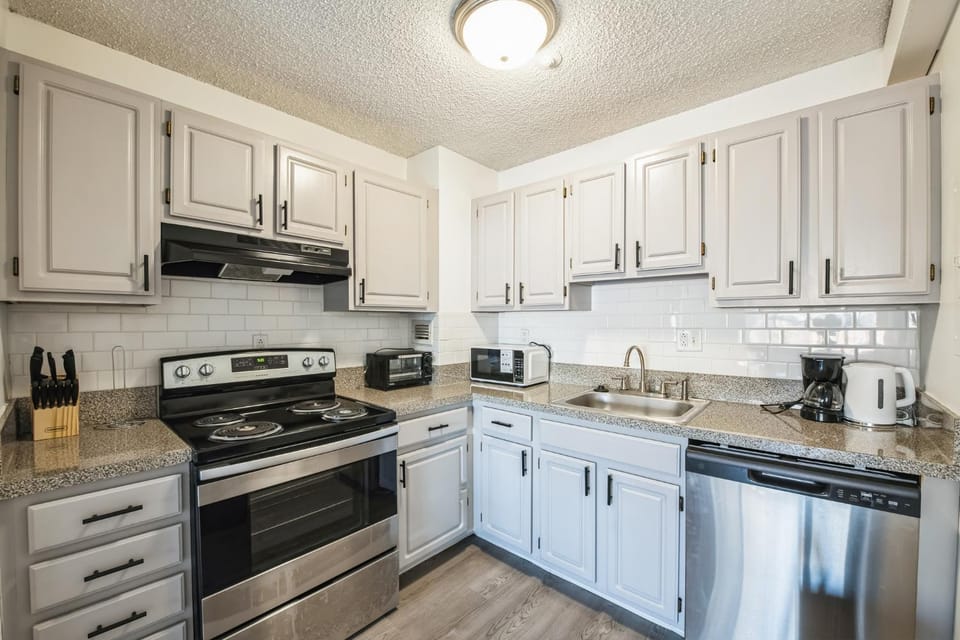 Comfy and Budget Friendly 2Bd Apartment Apartment in Richmond