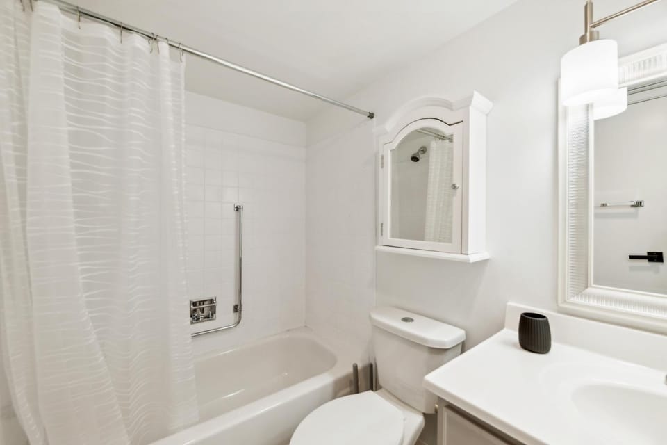 Legacy at Imperial Village 516 I 2 Bed 2 Bath Apartment in Richmond