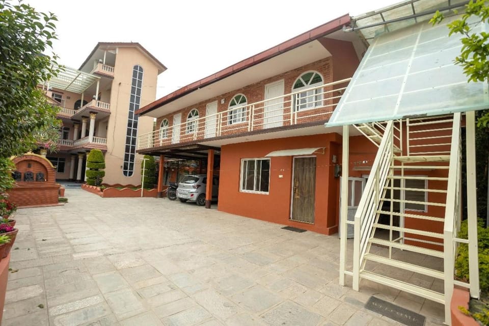 Property building, Day