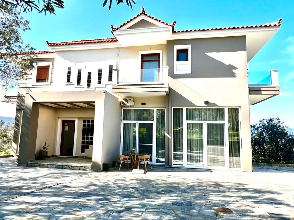 Presidential Sea View Apartment in İzmir Province