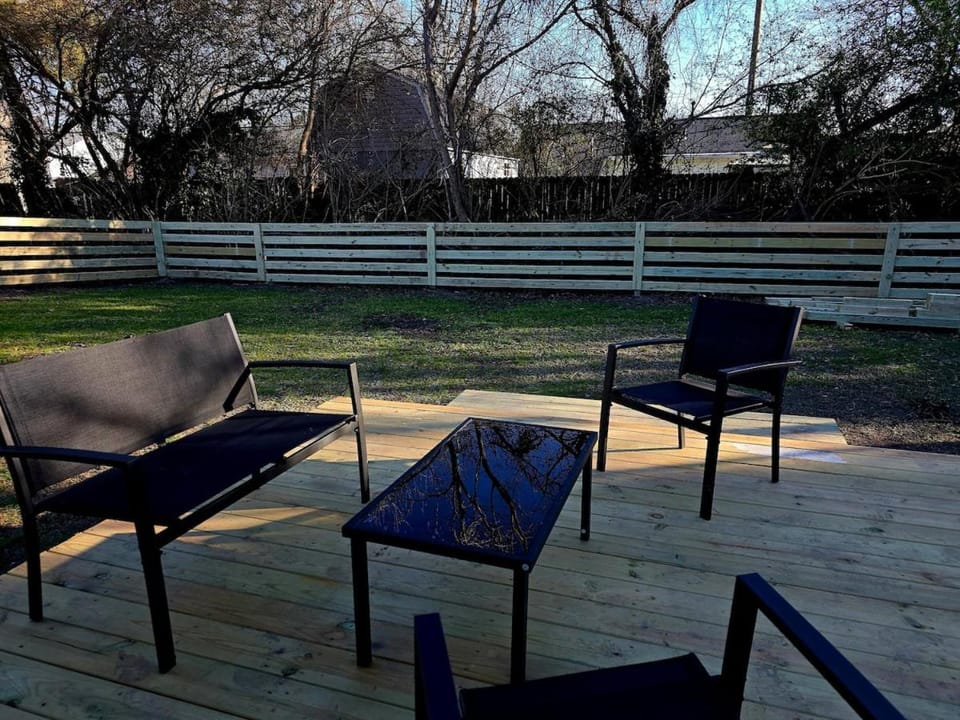 Cozy Haven in Hampton Roads Near Beaches, Military Bases & Historic Sites House in Hampton