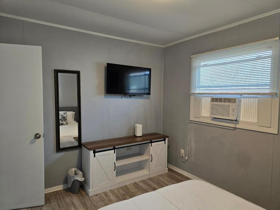 Cozy Haven in Hampton Roads Near Beaches, Military Bases & Historic Sites House in Hampton