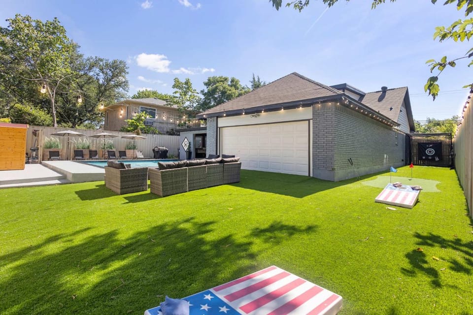 Family Paradise Playhouse includes Pool and Gameroom House in Dallas