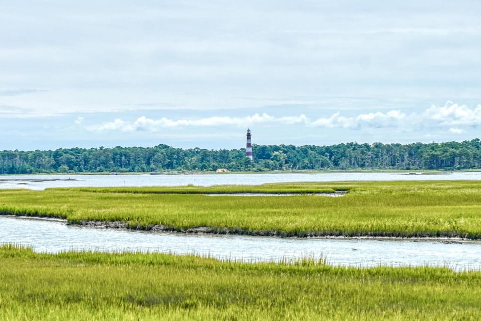 Stingray - Waterfront & waterside balcony! House in Chincoteague Island