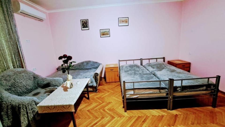 Mtkvari Bliss Apartment Apartment in Tbilisi, Georgia