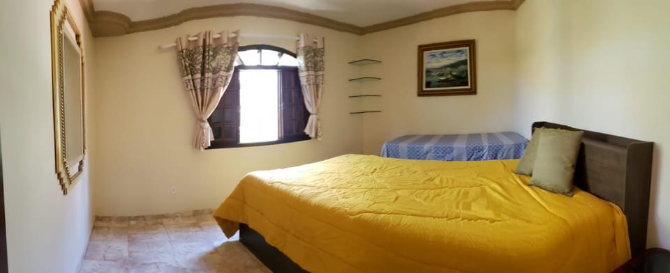 Casa Amarela House in Cabo Frio