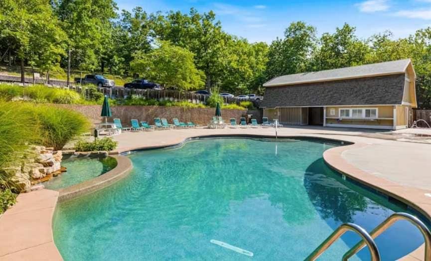 Lakeside Hideaway House in Lake of the Ozarks