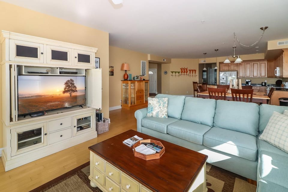 Sunset Bay Villa 116 - Waterfront with shared pool! House in Chincoteague Island
