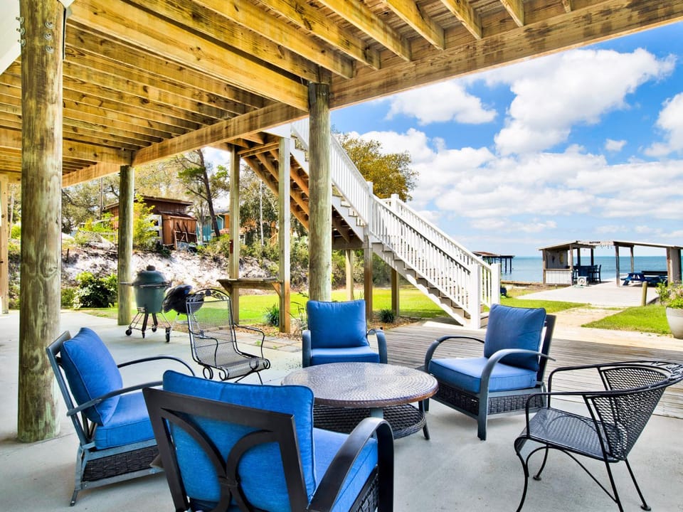 Patio, BBQ facilities, Garden, Seating area, Sea view