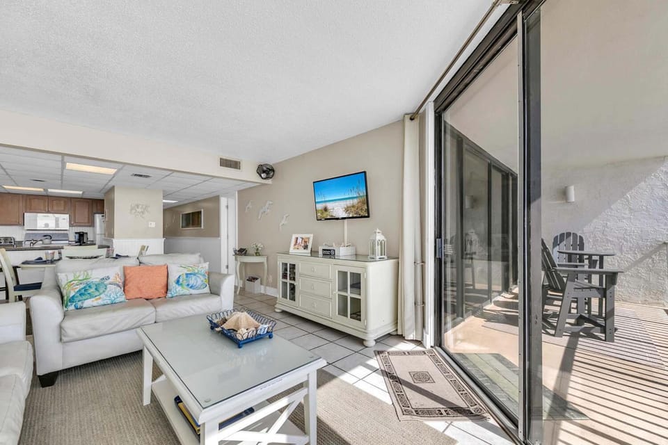 Leeward 403 at Edgewater House in Panama City Beach