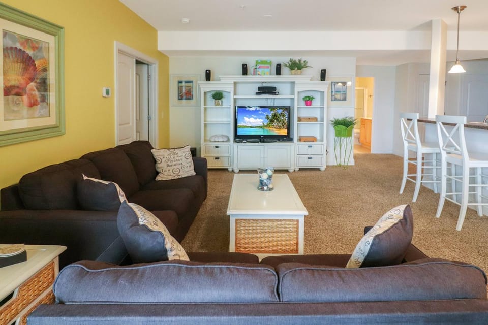 Sunset Bay Villa 208 - Pet friendly & includes a boat slip! House in Chincoteague Island