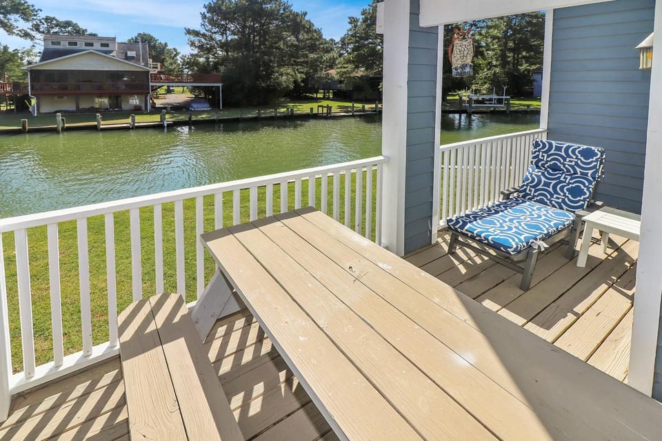 Sunshine Daydream - Pet friendly & waterfront view! House in Chincoteague Island