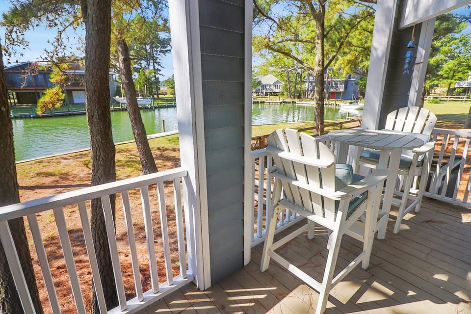 Sunshine Daydream - Pet friendly & waterfront view! House in Chincoteague Island