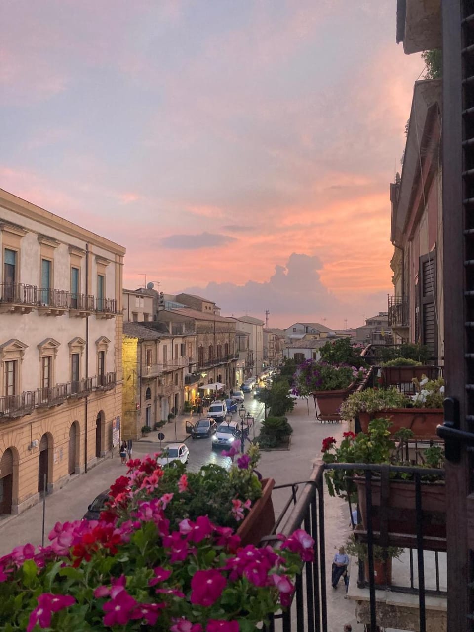 Bird's eye view, City view, Street view