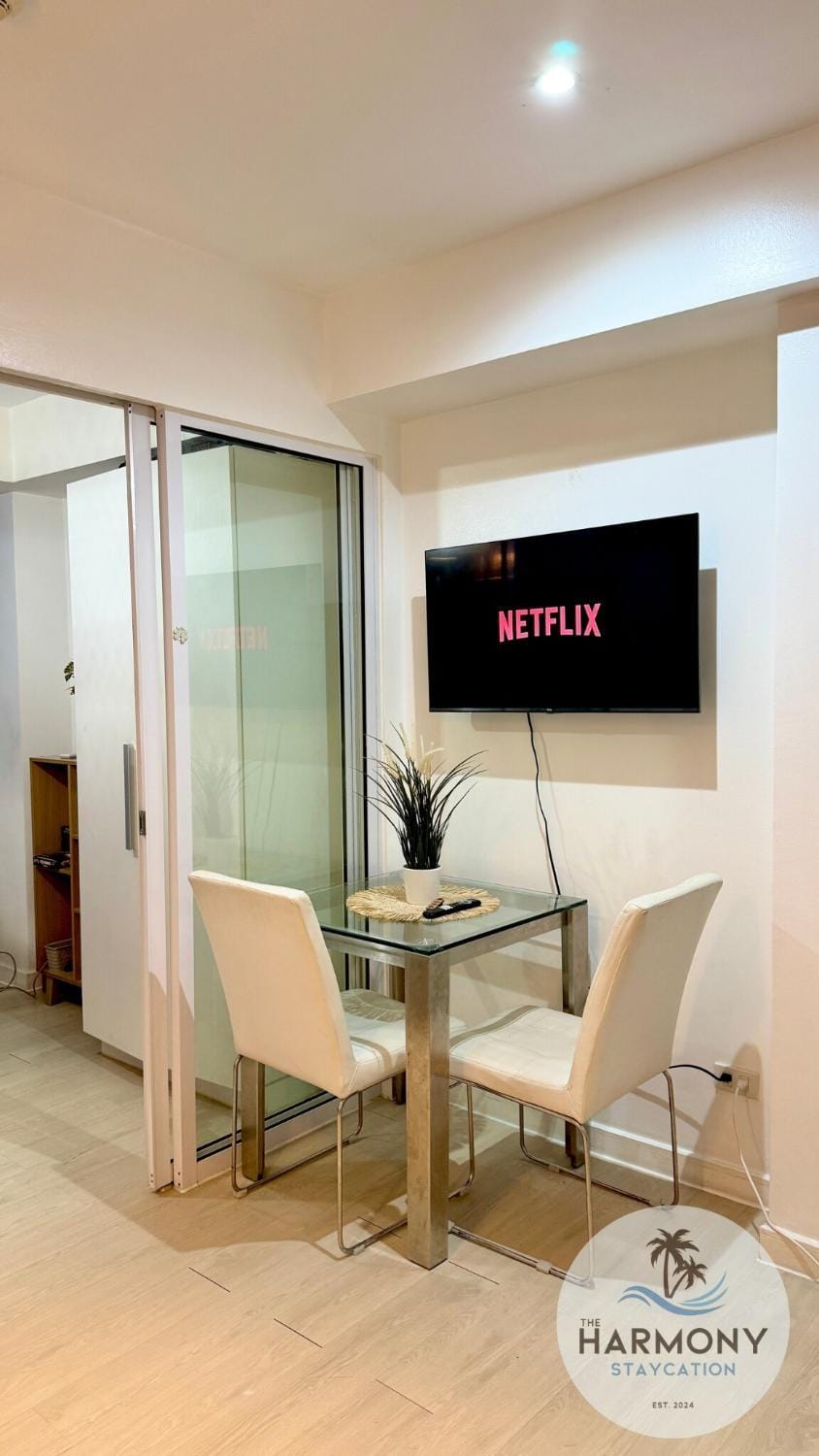 TV and multimedia, Dining area