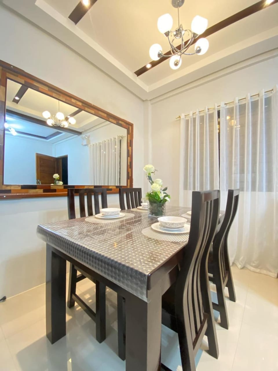 J&M Staycation Spot NEW 2BR Flat near City Center Apartment in Calabarzon