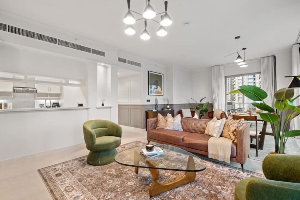 Kitchen or kitchenette, Living room, Seating area