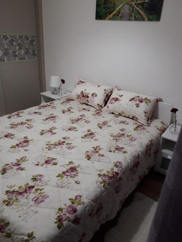 Appartement sur bd la corniche luxury house with garden close to beach Apartment in Casablanca